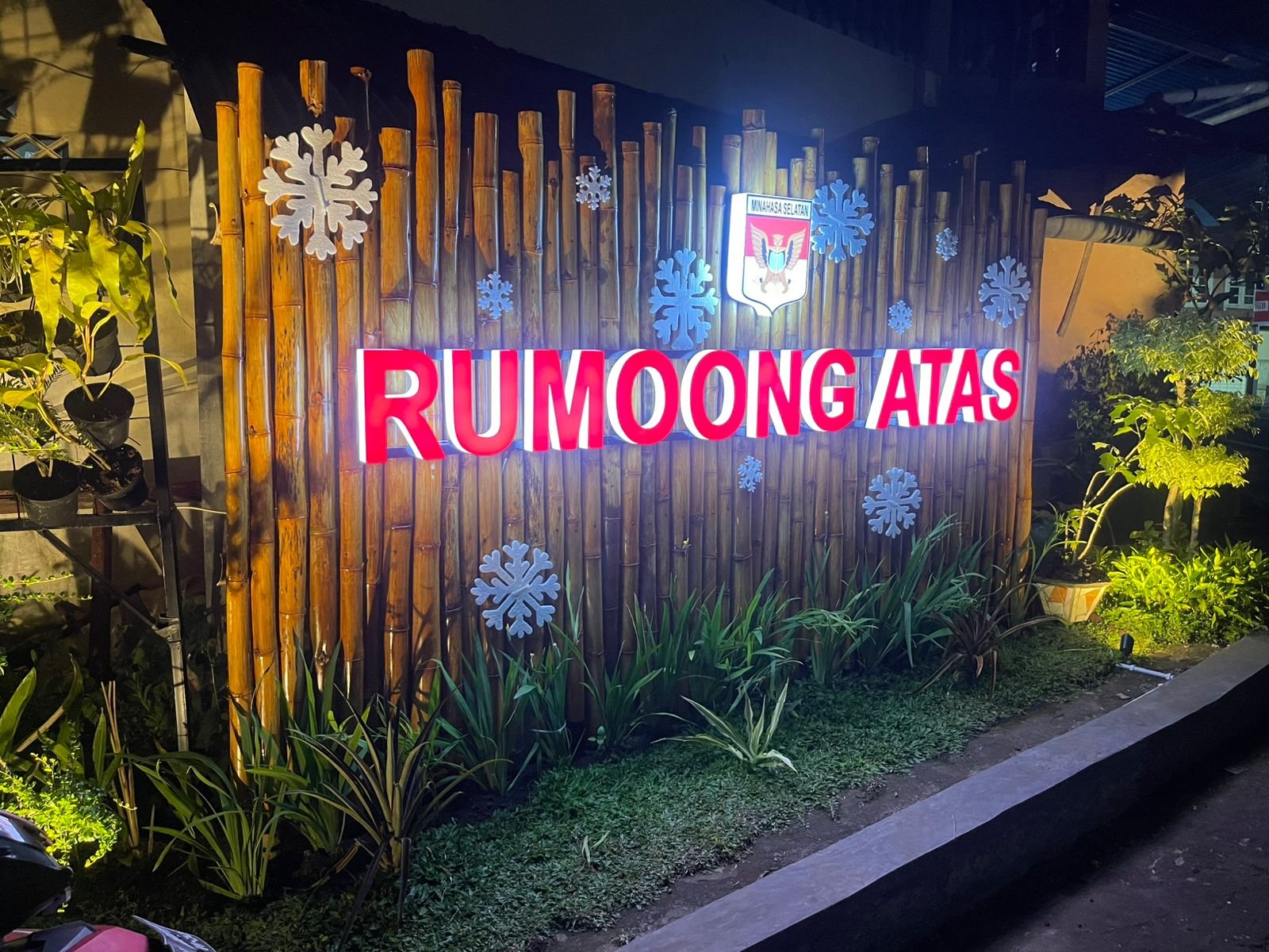 Rumoong Atas Berseri di Penghujung 2025: Kado Akhir Tahun yang Membahagiakan dari Pemerintah Desa